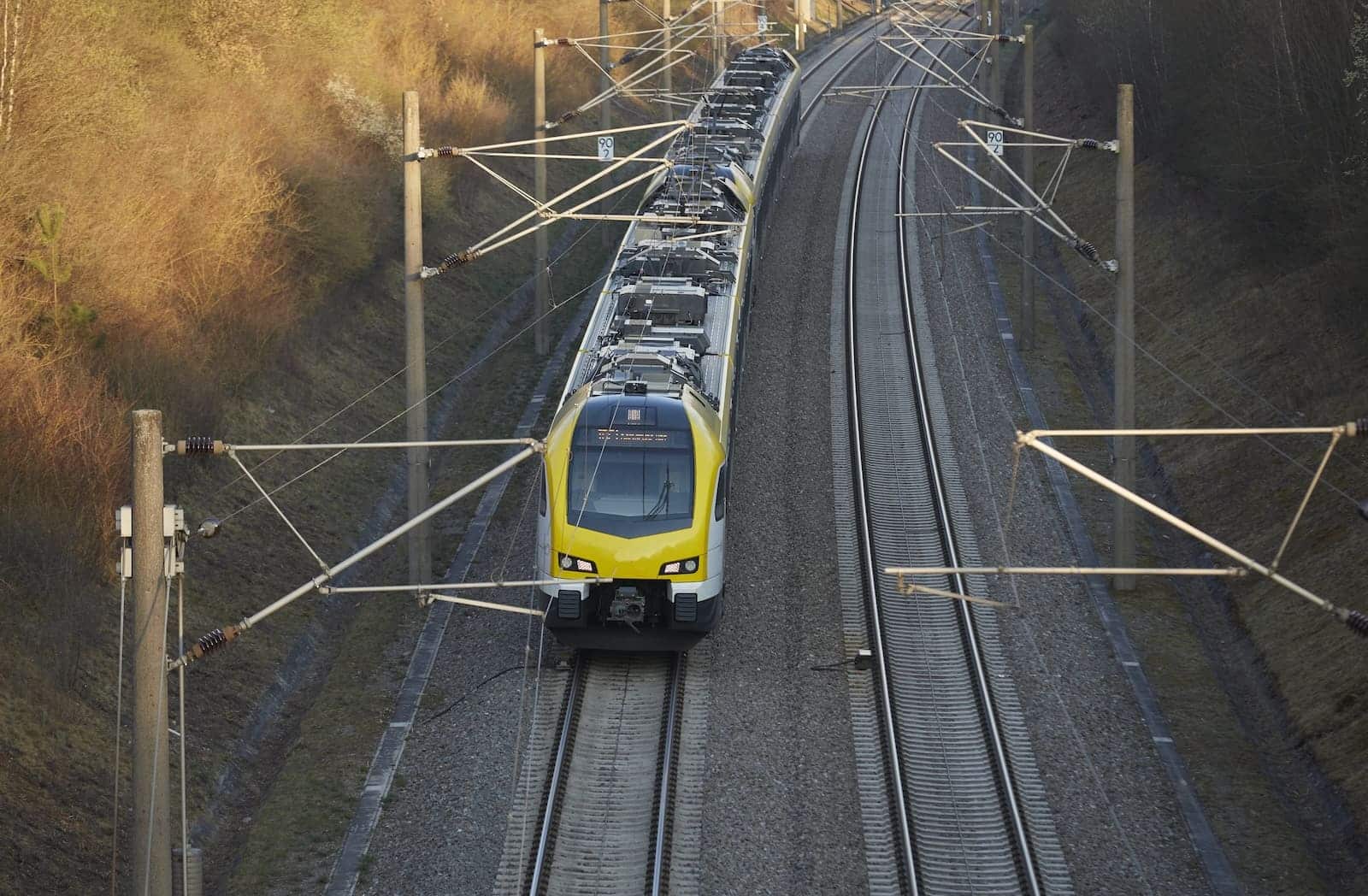 Ligne de train à grande vitesse reliant bordeaux à toulouse